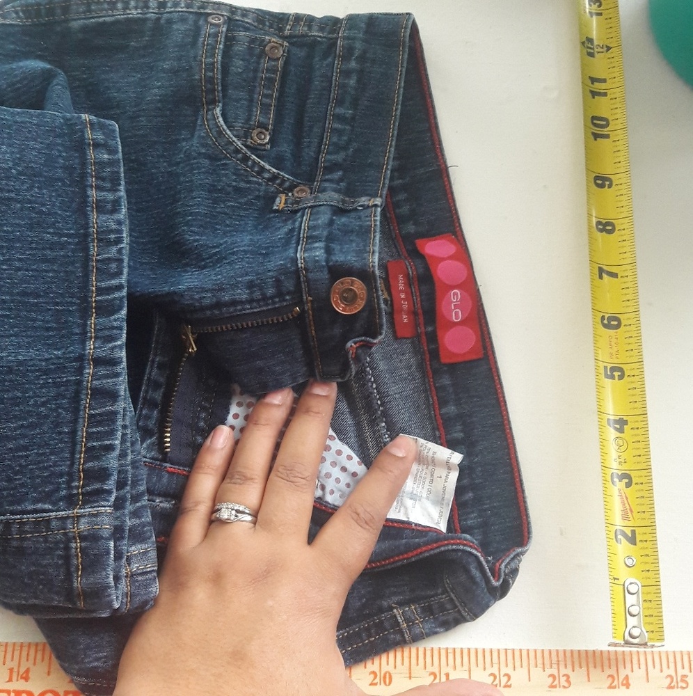 GLO jeans